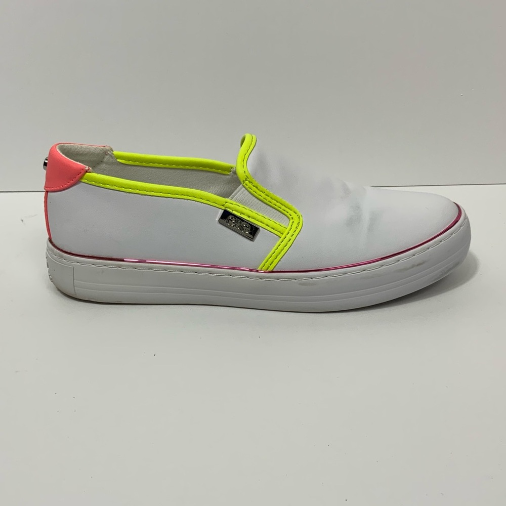 G by Guess Golly White Sneakers Sz 7M Casual Low Top Tennis Slip On Shoes